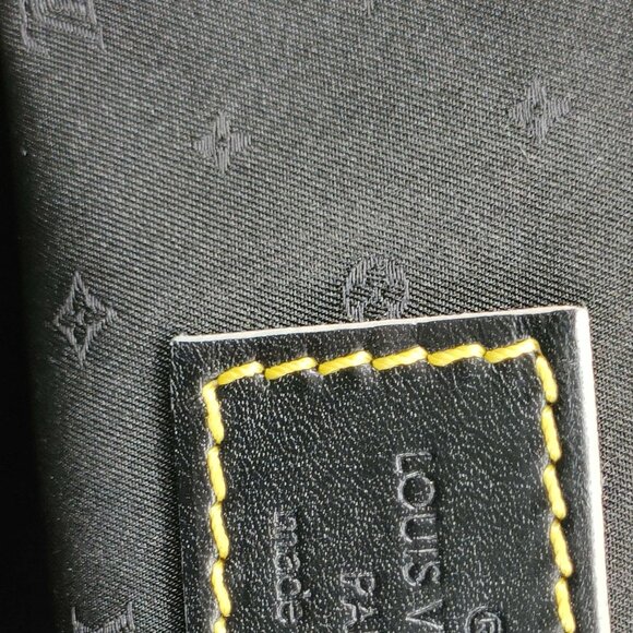 Louis Vuitton Suhali Handbag Leather Black EUC - Picture 10 of 16